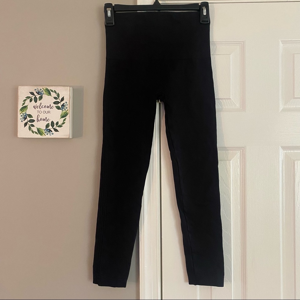 Spanx Look At Me Now Shaping Seamless High Waisted Crop Leggings Black Medium